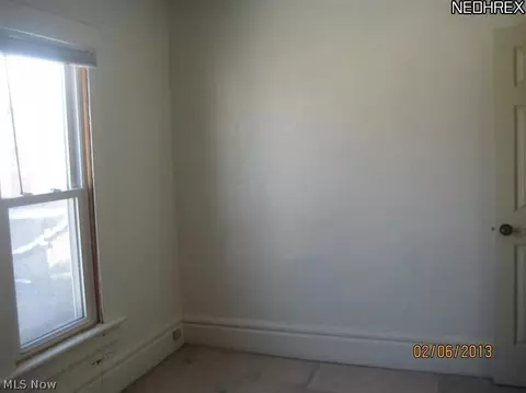 785 Work Dr, Akron, OH 44320 photo 10