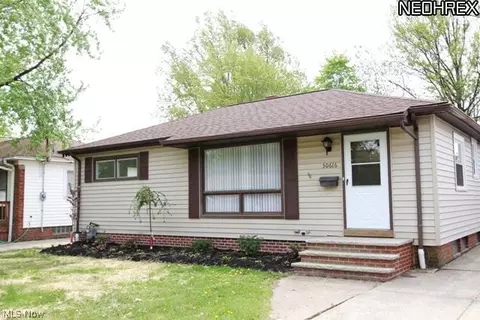 30616 Royalview Dr, Willowick, OH 44095 photo 1