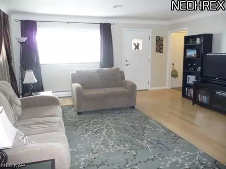 28702 Cresthaven Dr, Willowick, OH 44095 photo 3