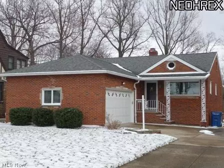 28702 Cresthaven Dr, Willowick, OH 44095 photo 1