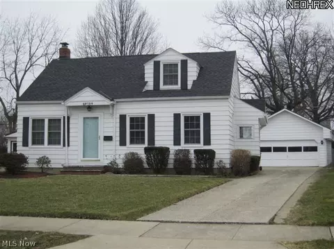 29704 Sylvan Dr, Willowick, OH 44095 photo 1