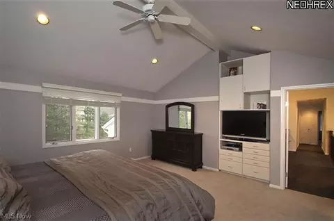 32560 Shadowbrook Dr, Solon, OH 44139 photo 14