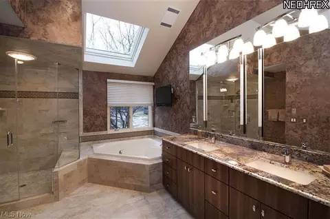 32560 Shadowbrook Dr, Solon, OH 44139 photo 15