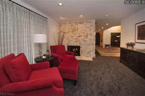 32560 Shadowbrook Dr, Solon, OH 44139 photo 8