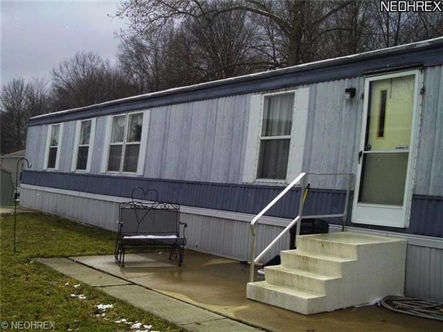 65 Cedarwood, Beloit, OH 44609 photo 1