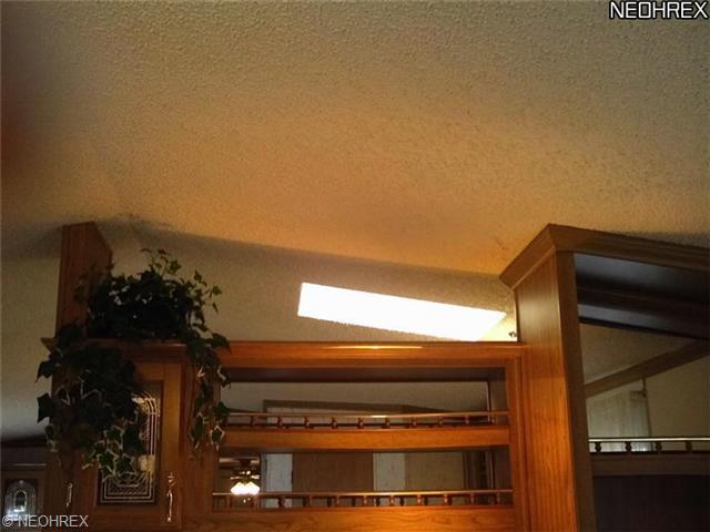 65 Cedarwood, Beloit, OH 44609 photo 6