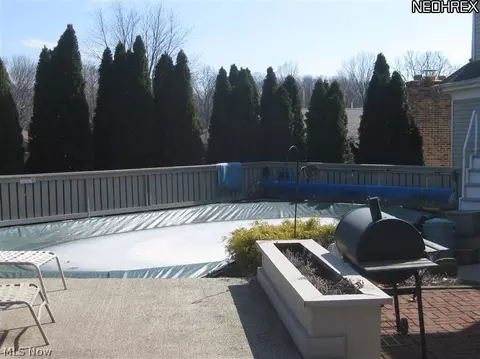 150 Rocky Ledge Dr, Struthers, OH 44471 photo 13