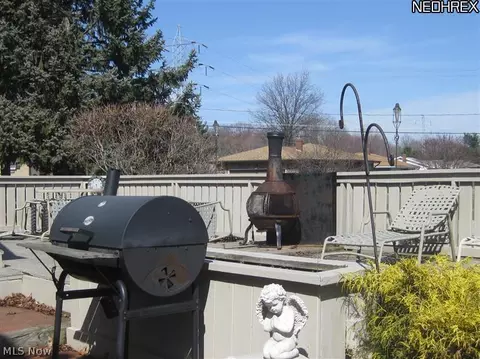 150 Rocky Ledge Dr, Struthers, OH 44471 photo 14
