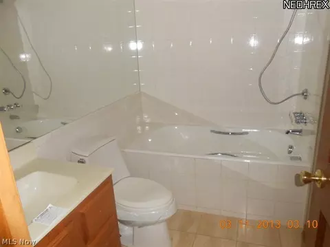 32485 Shadowbrook Dr, Solon, OH 44139 photo 7
