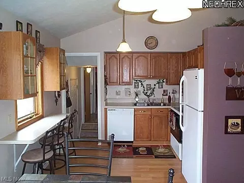 883 Eileen Dr, Macedonia, OH 44056 photo 3