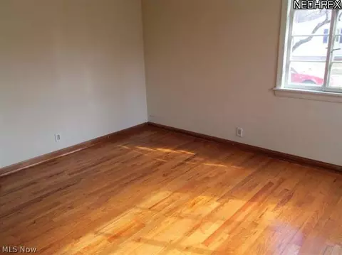 2100 Cramer Ave, Akron, OH 44312 photo 11