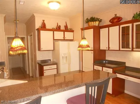 5645 Clingan Rd #22-D, Struthers, OH 44471 photo 16