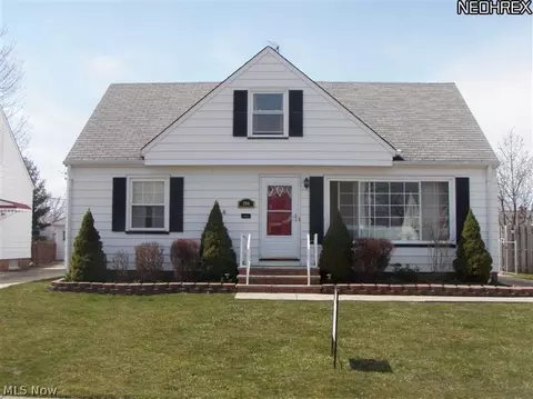 394 Clarmont Rd, Willowick, OH 44095 photo 1