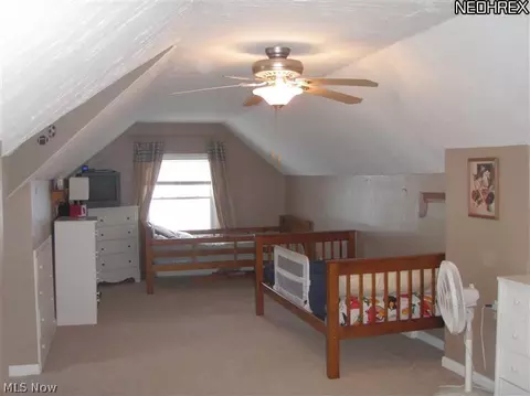 394 Clarmont Rd, Willowick, OH 44095 photo 8