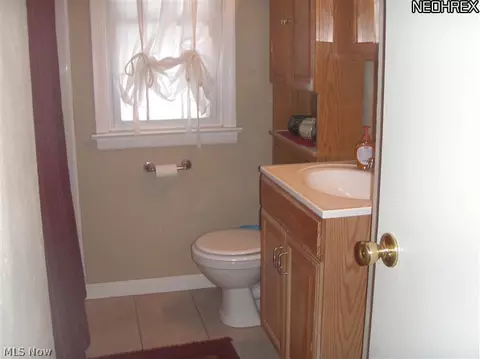 394 Clarmont Rd, Willowick, OH 44095 photo 9