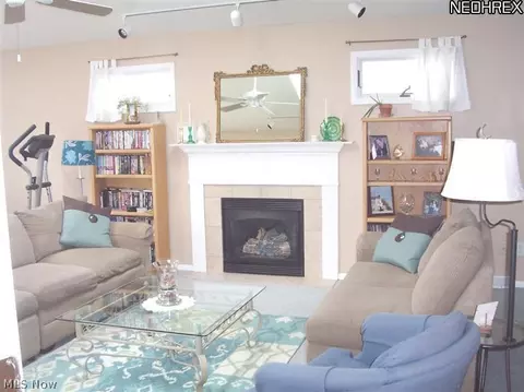 136 Wilson St, Struthers, OH 44471 photo 6