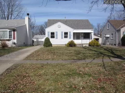 612 Eastern Heights Blvd, Elyria, OH 44035 photo 1
