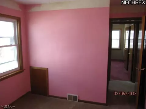 612 Eastern Heights Blvd, Elyria, OH 44035 photo 7