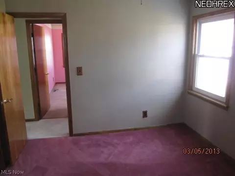 612 Eastern Heights Blvd, Elyria, OH 44035 photo 9