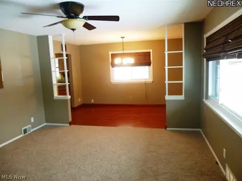 31405 Daniel Dr, Willowick, OH 44095 photo 5