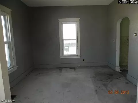1618 Thomas St, Sandusky, OH 44870 photo 3