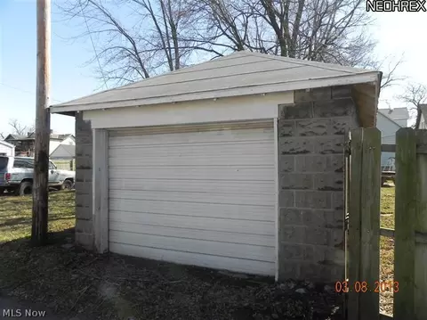 1618 Thomas St, Sandusky, OH 44870 photo 13