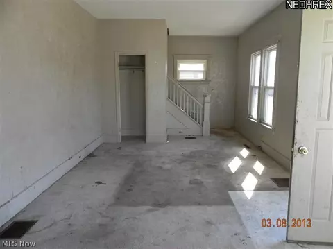 1618 Thomas St, Sandusky, OH 44870 photo 2