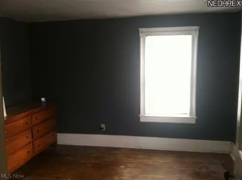 2432 E 32nd St, Lorain, OH 44055 photo 8