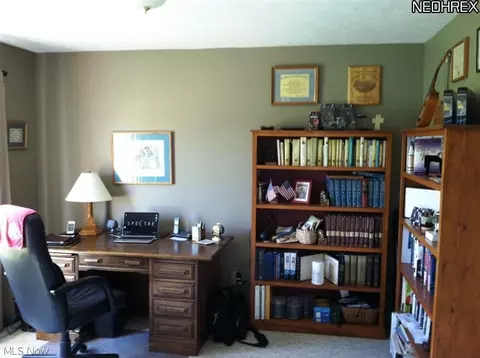 9620 Juniper Dr, Chardon, OH 44024 photo 8