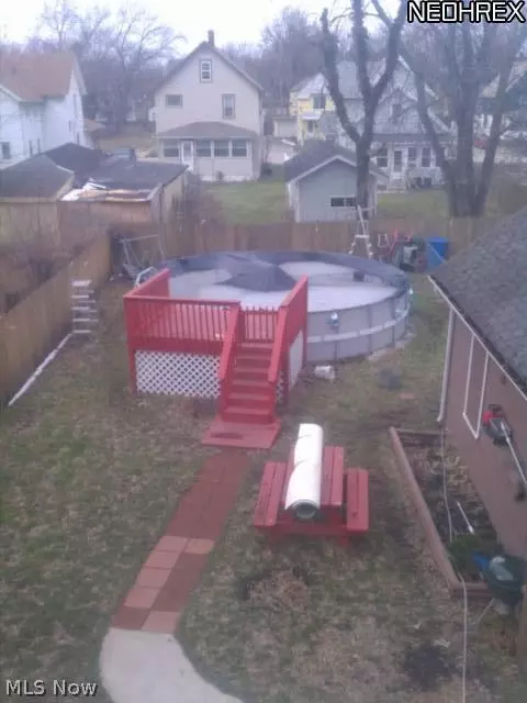 509 W 41st St, Ashtabula, OH 44004 photo 4