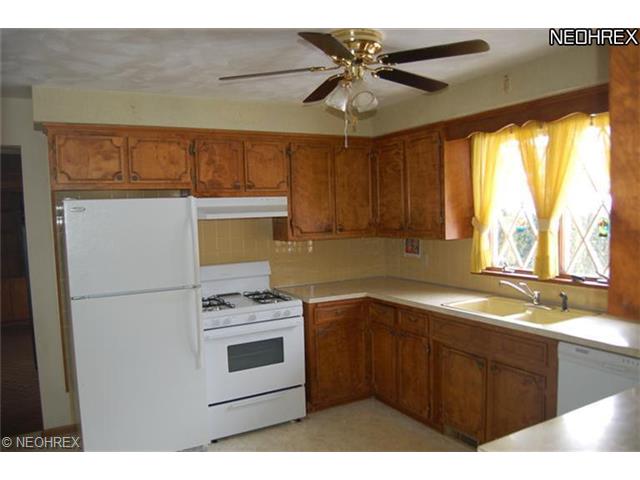 181 Roche Way, Youngstown, OH 44512 photo 5