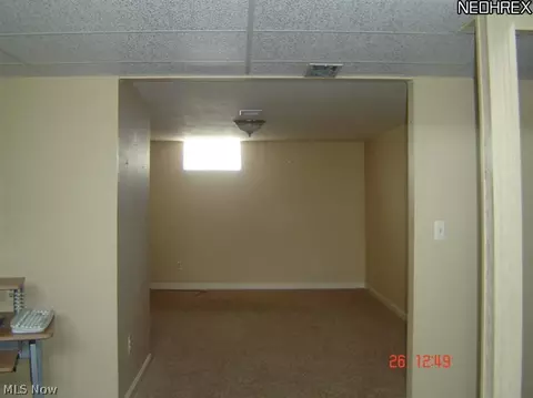 631 Como St, Struthers, OH 44471 photo 15