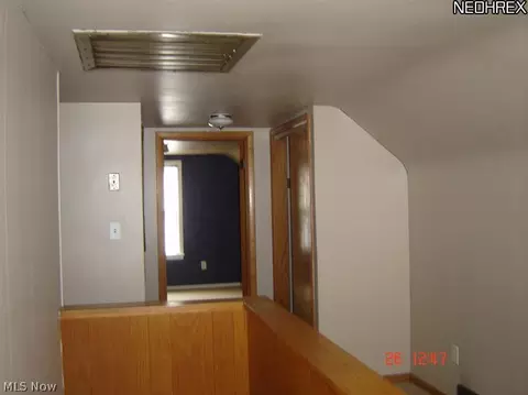 631 Como St, Struthers, OH 44471 photo 11