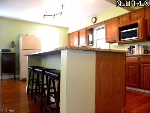 4846 Willoughcroft Rd, Willoughby, OH 44094 photo 4