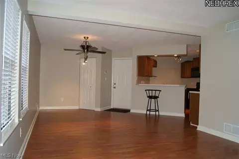 1213 Red Tail Hawk Ct #2, Boardman, OH 44512 photo 5