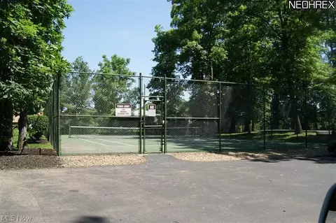 1213 Red Tail Hawk Ct #2, Boardman, OH 44512 photo 15