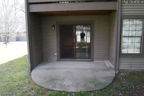 1213 Red Tail Hawk Ct #2, Boardman, OH 44512 photo 12