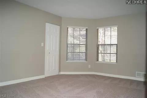1213 Red Tail Hawk Ct #2, Boardman, OH 44512 photo 8