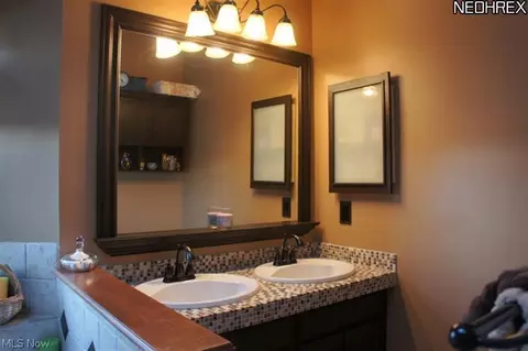 33085 Ashdown Dr, Solon, OH 44139 photo 13