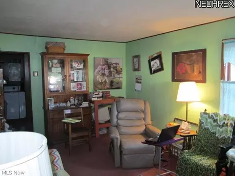 320 High St, Dresden, OH 43821 photo 5