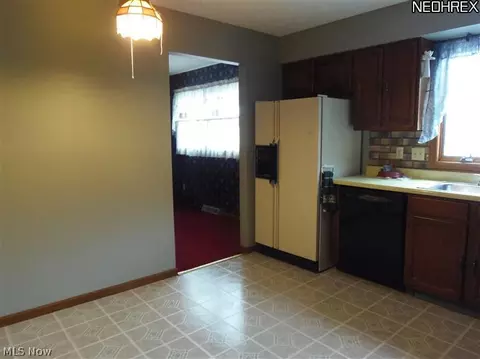 7661 Buchanan Dr, Boardman, OH 44512 photo 6