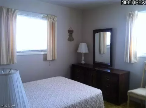 6198 Thunderbird Dr, Mentor, OH 44060 photo 3
