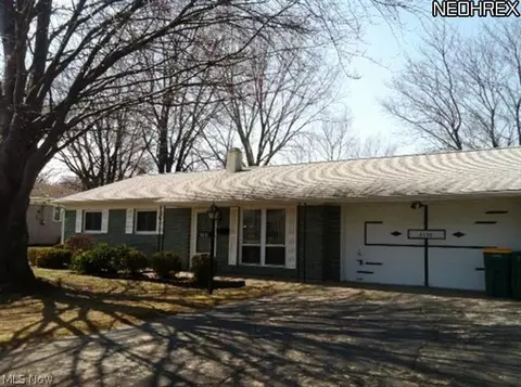 6198 Thunderbird Dr, Mentor, OH 44060 photo 1