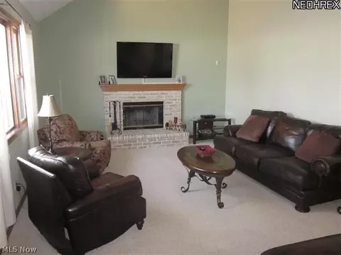4391 Timberway Dr, Brunswick, OH 44212 photo 3