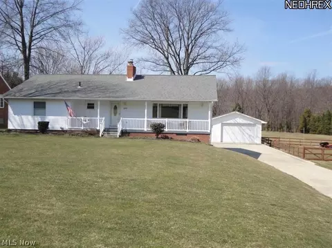 552 Darrow Rd, Akron, OH 44305 photo 1