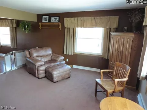 552 Darrow Rd, Akron, OH 44305 photo 13