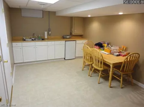 552 Darrow Rd, Akron, OH 44305 photo 23