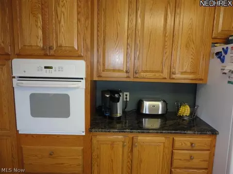 552 Darrow Rd, Akron, OH 44305 photo 7