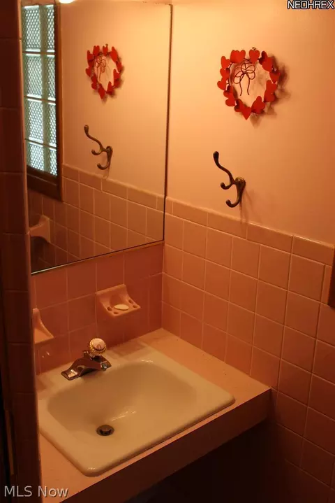 5264 Harper Rd, Solon, OH 44139 photo 13