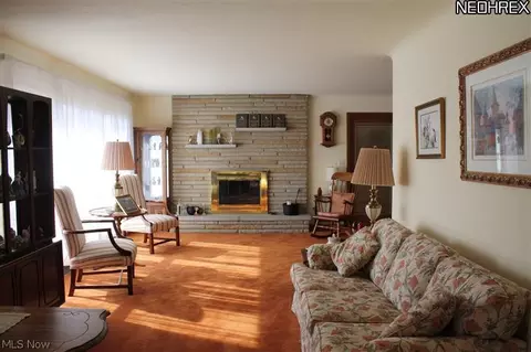5264 Harper Rd, Solon, OH 44139 photo 3